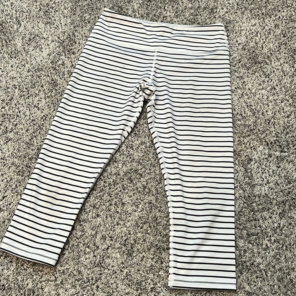 Scorpio Sol leggings small